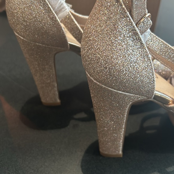 IDIFU Women's Platform Chunky High Heels - Picture 3 of 5